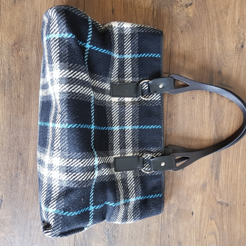 Burberry tote - Picture 5 of 15
